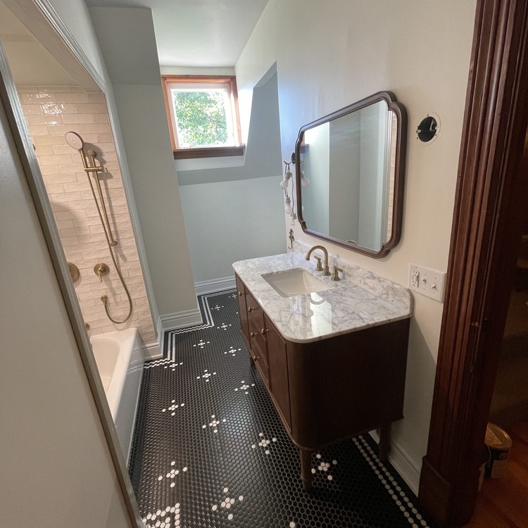 Remodeling and construction services in Warrenton, MO